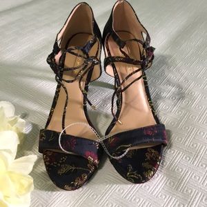 Antonio Melania new shoes!!! Beautiful!!!